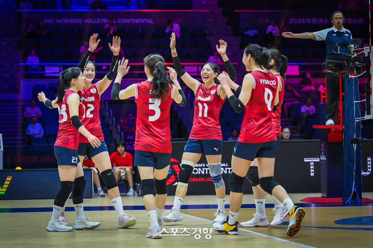‘육서영 22점-이다현 14점’ 여자배구대표팀, 홍콩 잡고 아시아선수권 8강행 확정 원문 대표 이미지